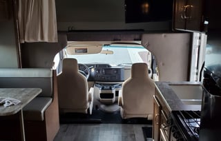 2019 Winnebago Outlook 27D