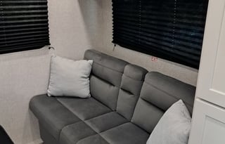 2025 Jayco Jay Flight SLX 210 QB Travel Trailer