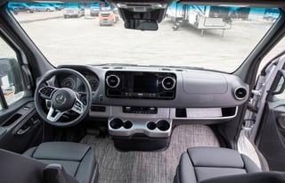 24 Class B Thor Sanctuary 19L Mercedes 4X4 Diesel