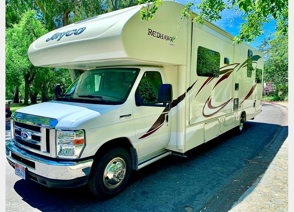 Class C Motor Home rentals in Oakland