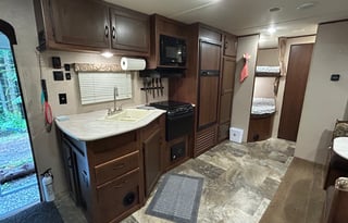 Family Adventure 2015 Jayco Bunkhouse | Sleeps 10