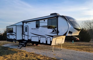 The Luxe - 2022 Grand Design Reflection 31MB