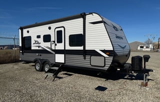 2022 Jayco Jay Flight SLX 212QBW BURNING MAN!