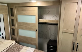 2022 Raptor 352 Toy Hauler