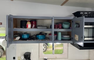 2000 Keystone Hornet 285L - pet friendly