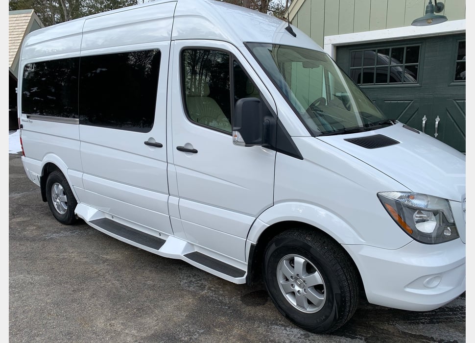 Class B Camping Van rentals in Hopkinton