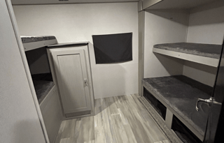 2021 Tracer w/ Private Bunkhouse & Outdoor Kitchen