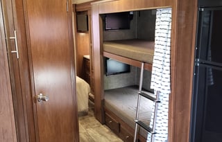 2017 Forest River RV Georgetown 3 Series 31B3
