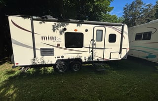 Freedom in this Forest River Camper