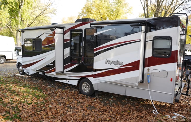 2 slides on the drivers side