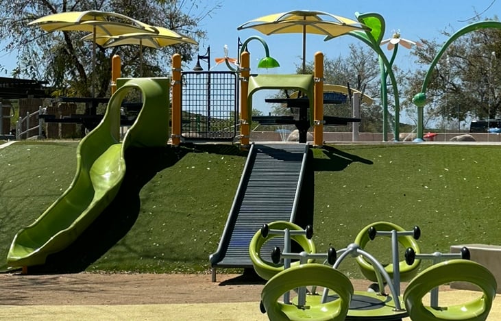 Splash zone park ... super cool multilevel playground, i love the fun elevation changes throughout Lake Skinner.