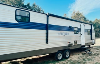 2022 Prime Time RV Avenger 28QBSLE