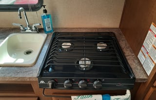 2018 Shasta RVs Oasis 18BH 18 ft long