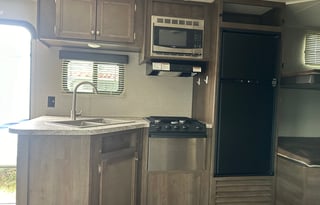 2019 Dutchmen RV Coleman Lantern Series 244BH