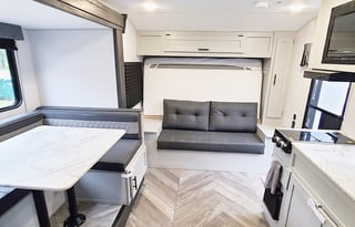 2022 Salem FSX Platinum - SUV Towable