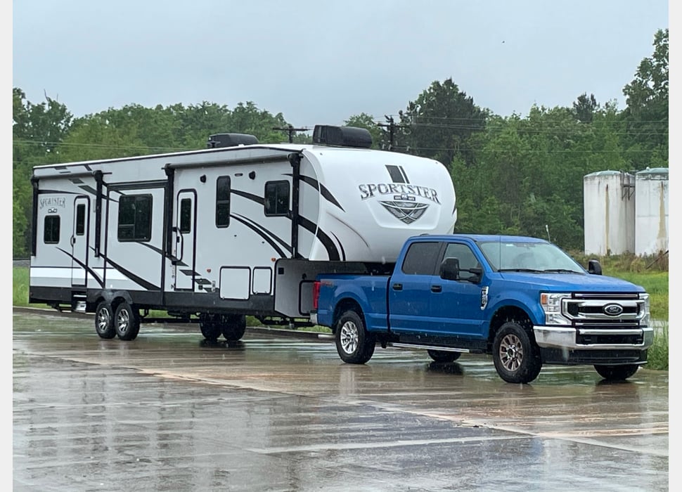 Fifth Wheel rentals in Lebanon
