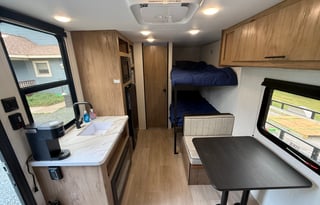 CHEROKEE BLUE - 2025 Cherokee 16EV