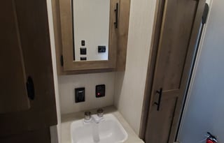 2020 Palomino Puma XLE Lite 25TFC Toy Hauler