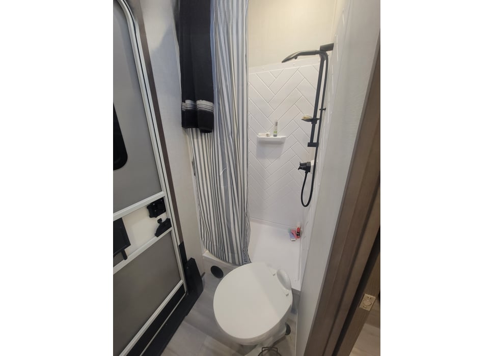Fifth Wheel rentals in Kathleen