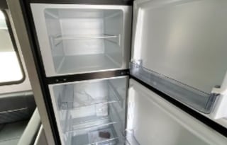 The Cozy Kodiak- Pet Friendly Bunkhouse