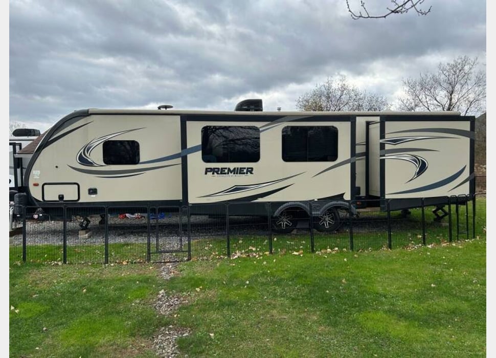 Travel Trailer rentals in Milton