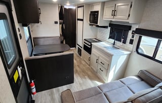 Fully Stocked 2023 Jayco Jay Flight 264BHW Trailer