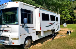 Updated 2009 Winnebago Chalet Chalet 30RB