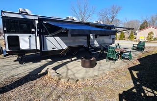 Two fireplaces and a Secret Bunkroom!