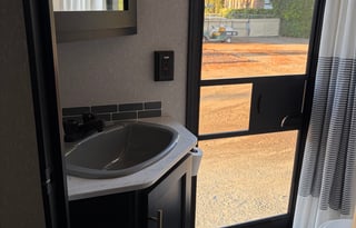 Luxury  Greywolf 26DBH Travel Trailer w/fireplace