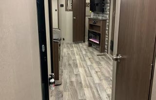 "The Hideout" - 2020 Keyston bunkhouse with 1.5 Bath
