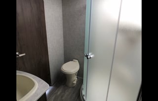 2018 Forest River-California Cherokee Arctic Wolf