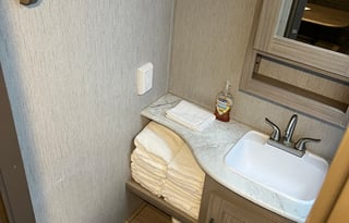 2021 Coachmen Freedom Express Ultra Lite