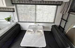 Conquest Medium Easy to Drive Class C