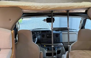 WINGER'S FLEETWOOD VACAY ON WHEELS