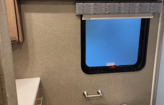 2022 Thor Motor Coach Miramar 37.1