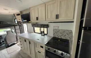 Pet Friendly & Unlimited Miles