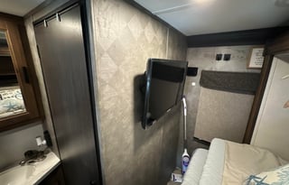 Gypsy | Cozy, Compact & Ready for the Open Road!