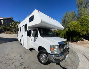 Thor Motor Coach Four Winds 23U