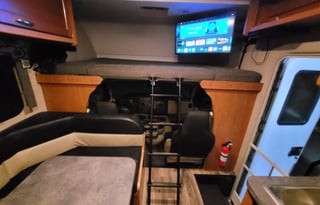 2018 Winnebago Minnie Winnie 22R