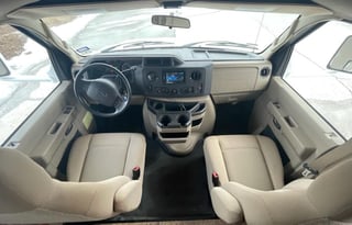 2014 Winnebago Minnie Winnie 31H