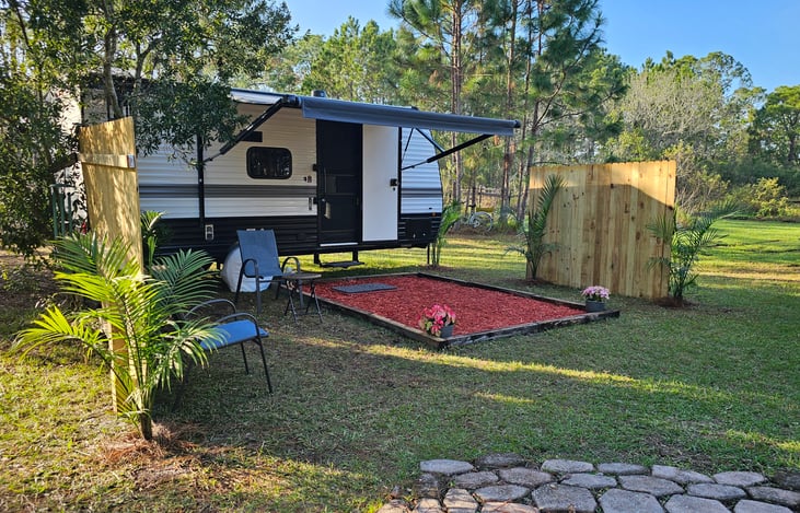 Outdoor smoking area.