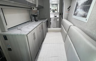 2024 NEW Thor Compass AWD Class B+