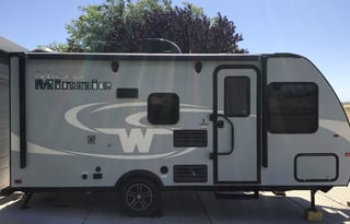 2017 Winnebago BH1700