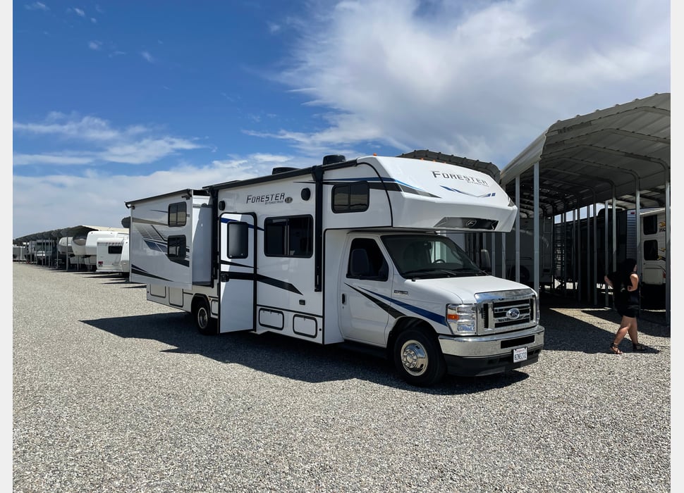 Class C Motor Home rentals in Las Vegas