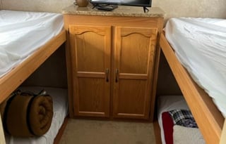 2011 Keystone RV Summerland 2980BHGS