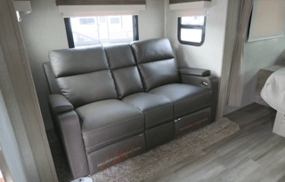 Freedom Calls: Solo Travel Made Easy