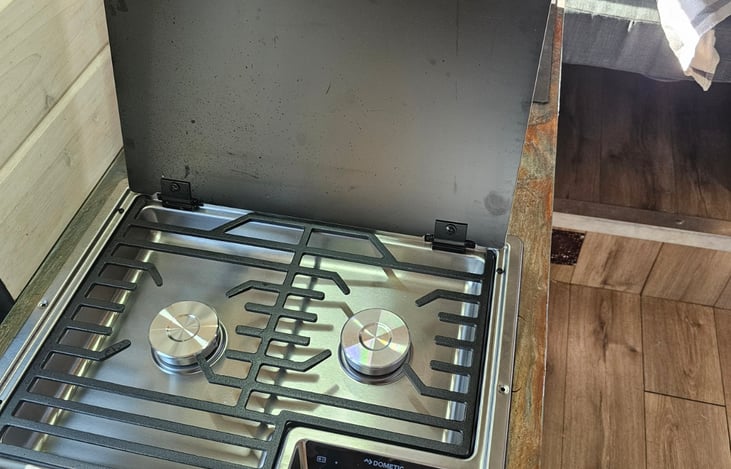 New Dometic burners added May '24