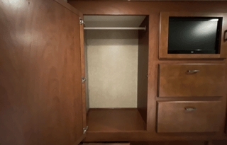 Ultimate home on wheels!-2013 Jayco Greyhawk 29KS