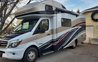 2017 Winnebago View 24J ~Diesel & Easy to Drive