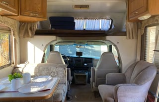 2003 Four Winds 5000 | Burning Man Ready